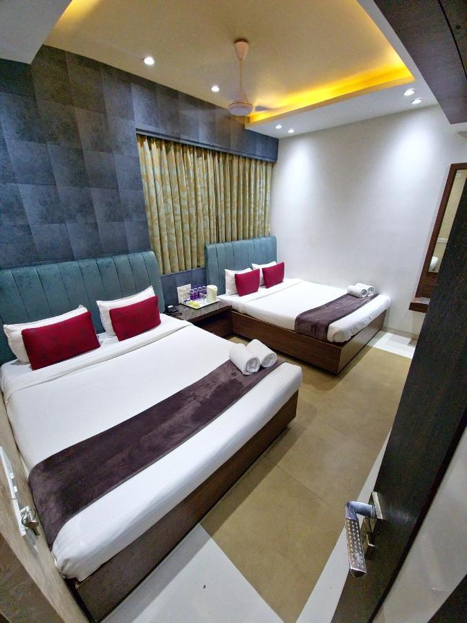 Hotel City Heart Shirdi Exterior photo