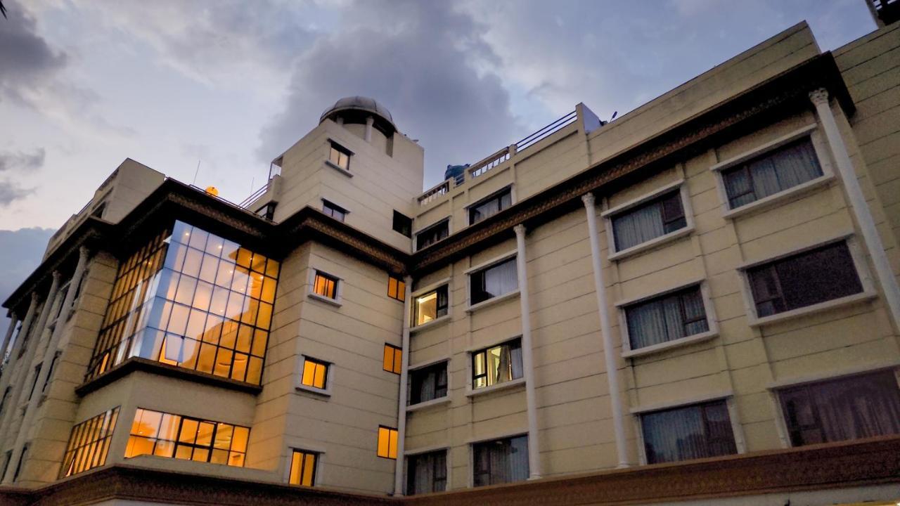 Hotel City Heart Shirdi Exterior photo